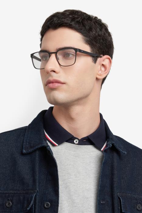 Tommy Hilfiger TH 2147